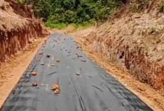 Giliran Jalan di Macang Sakti Diperbaiki, Bersatu Pulihkan Akses Desa di Muba