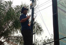 Desa Blank Spot Berinovasi, Manfaatkan Dana Desa Pasang Internet Satelit Starlink 