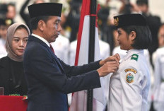 Soal Lepas Jilbab Paskibraka, KNPI Desak Jokowi Pecat Ketua BPIP Atas Larangan Paskibraka Penggunaan Jilbab 