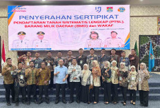 Wali Kota dan Kantor Pertanahan Lubuk Linggau Bagikan Sertifikat PTSL, BMD dan Wakaf