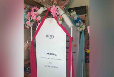 Sewa Papan Akrilik Custom, Percantik Momen Wisuda hingga Sempro