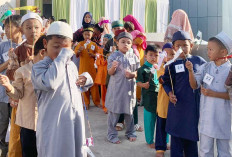 Khitan Sehat Anak Sholeh, Yayasan Baitul Mall PLN UID S2JB Lakukan Bakti Peduli ke 150 Anak Yatim dan Duafa