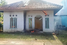 Rumah Kosong di Lubuk Linggau Terbakar, Api Terlihat dari Dapur