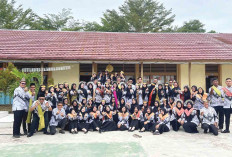 Hari Guru Nasional 2025, Kepala SMAN Tugumulyo Musi Rawas Ajak Guru Berjuang dengan Ikhlas