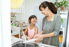 6 Pelajaran Edukatif Saat Anak Diajak Bantu Pekerjaan Rumah