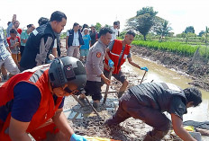 Pria Ini Ditemukan Tewas di Area Sawah, Tangan Masih Pegang Alat Sentrum Ikan