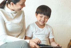 Orang Tua Bisa Coba, 6 Tips Mencegah Anak Agar Tidak Kecanduan Bermain Handphone