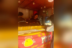 Gurih Renyah Temani Ramadhan, Chi Fry Diserbu Pembeli Jelang Berbuka