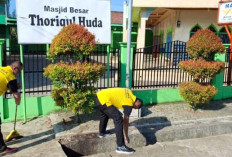 Sambut HUT ke 79 Bhayangkara, Jajaran Polsek Lubuk Linggau Selatan Lakukan Bakti Realigi di Masjid dan Gereja 