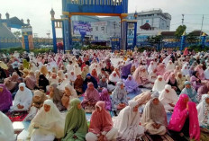 Shalat Idul Fitri di Masjid Agung As-Salam, Ustadz Febry: Jangan Sampai Kita Mati Kecuali dalam Keadaan Islam