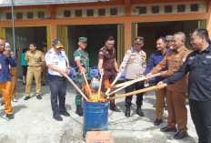 KPU Kota Lubuk Linggau Musnahkan 392 Lembar Surat Suara Rusak  