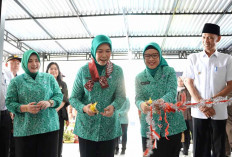 Kunjungi Rumah Batik Biaro Lama, Ketua TP PKK Sumsel Ingin Produk Khas Muratara Dikenal Luas