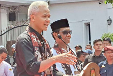 Usai Mendaftar Kunjungi Rumah Megawati