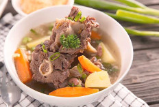 Sop Buntut, Hidangan Legendaris yang Tak Pernah Kehilangan Penggemar