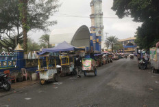 Pedagang Kuliner Keberatan Jalan di Depan Subkos Ditutup, Ini Saran Mereka