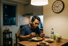 Punya Kebiasaan Makan Diatas Jam 10 Malam ? Hati-hati ini efeknya