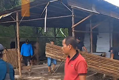 Kesal Bikin Resah, Warga Berbondong - bondong Hancurkan Puluhan Cafe