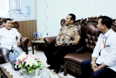 Konsisten Jalin Sinergi dengan Media, General Manager PLN UID S2JB Sambangi Linggau Pos