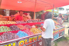 Jualan Dodol Garut Laris Diburu Pembeli, Siap Buka 24 Jam