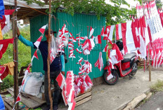 Penjual Bendera Merah Putih Mulai Menjamur di Lubuklinggau