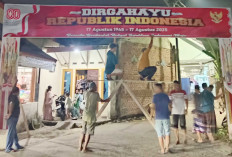 Warga Persiapkan Lomba dan Hias Jalan Sambut HUT RI Ke-80	