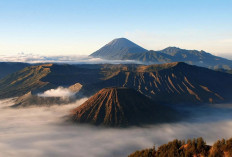 5 Gunung di Jawa Tengah dengan Jalur Pendakian Mudah dan Pemandangan Memukau untuk Pemula