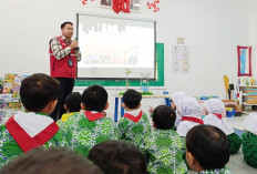 Hari Pelanggan Nasional, PLN Tanamkan Kesadaran Keselamatan Listrik Sejak Dini Bagi Pelanggan di TK Islam Al A