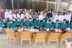 Dosen Universitas Bina Insan PKM Berbagi Ilmu Kewirausahaan Pada Karyawan Distributor Bawang di Lubuk Linggau