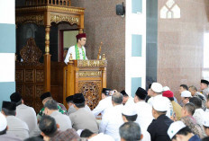 Khutbah UAS di Mapolda Sumsel: Penegakan Hukum yang Adil Adalah Ibadah