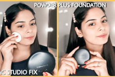Bedak Padat Semakin Berkeringat Semakin Bagus? Intip 5 Pilihan Terbaiknya