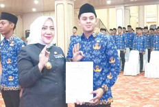 Lantik 192 CPNS Menjadi PNS, Bupati Musi Rawas Hj. Ratna Machmud: Jangan Lupa, PNS itu Pelayan Publik
