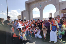 BMMT Travel Adakan Umroh Kemerdekaan Hanya Rp 27 Juta 15 Hari Promo Umroh Murah