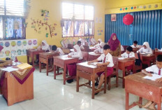 Usai Ujian Akhir Semester, 21 Desember 2024 Murid SDN 63 Lubuk Linggau Terima Rapor