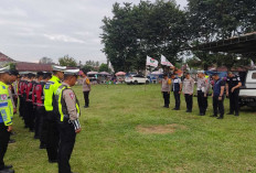  Ratusan Personel Polres Musi Rawas Kawal Pengamanan Pagelaran Wayang Kulit 