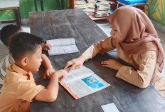 Tingkatkan Kemampuan Literasi Siswa, SDN 83 Lubuk Linggau Punya Ekskul Bengkel Literasi