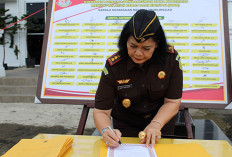 Kejari Lubuk Linggau Gelar Apel, Semua Pegawai Tanda Tangan Pakta Integritas Salah Satu Isinya Tidak Melakukan