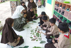 Intip Serunya Murid SDIQ Ar-Risalah Lubuk Linggau Belajar Membatik M Ecotik