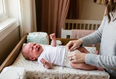 Bayi Terkena ISK, Waspada Ini Ciri-cirinya