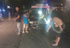 Mengantuk Pulang Dari Cafe, Pria di Lubuk Linggau Tabrak Mobil Penjual Sayur 