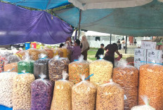 Serbu Kue Lebaran! Aneka Kue Kering Mulai Rp10 Ribu Bikin Warga Lubuk Linggau 