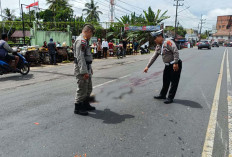 Hendak Nyalip, Pengendara Yamaha MX King Tabrak Truck Hino. Korban Sempat Tak Sadarkan Diri 