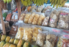 Jelang Lebaran, Lapak Kue Kering Ramai Diserbu Pembeli, Harga Mulai Rp 10.000
