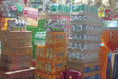 Kebanjiran Pembeli, Stok Minuman Laris Manis Jelang Lebaran!