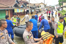 Lihat, Begini Perhatian Kapolda Sumsel Terhadap Korban Banjir Muratara