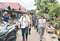 Pastikan Pilkada Serentak Berjalan Kondusif, Pj Wali Kota Lubuk Linggau H Koimudin Monitoring TPS