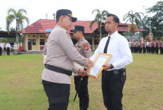17 Personel Berprestasi Dapat Penghargaan dari Kapolres Musi Rawas