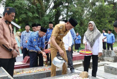 Ziarah ke Makam Pejuang Pemekaran Muratara, Wabup Ingatkan Generasi Muda Sejarah Pemekaran Muratara  