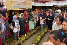 Tidak Sampai 1 Jam Gas Elpiji 3 Kg Ludes Terjual Saat Operasi Pasar di Musi Rawas