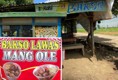 Sukses Bertahan 30 Tahun, Bakso Lawas Mang Ole Kuliner Legend di Lubuk Linggau