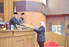 Rapat Paripurna DPRD Musi Rawas, Begini Jawaban Bupati Terhadap Pandangan Umum Fraksi